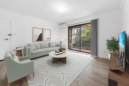 Renovated Air-Conditioned Two-Bedroom Unit with Gas Cook-Top, Laminate-Timber Floors and Single Garage!