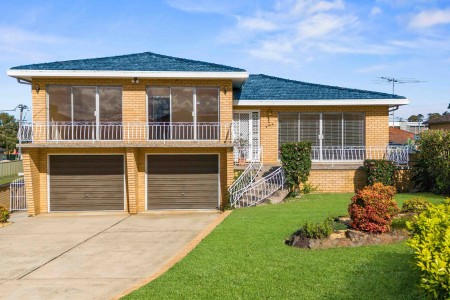 SUPREME SPLIT-LEVEL FAMILY HOME - OPEN TO VIEW SAT 13/06/2026 @ 10-10.30AM