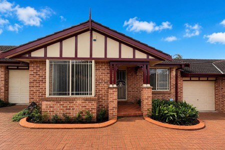 VIVACIOUS VILLA