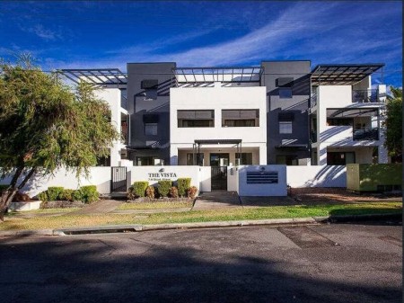 Villa Style Unit with Split A/C and Spacious Backyard!!