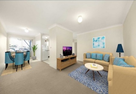 Close to shops, station and schools!