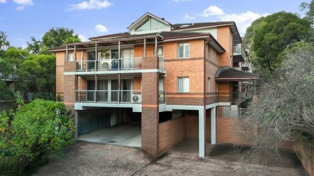 Fully Renovated unit including Air Conditioning