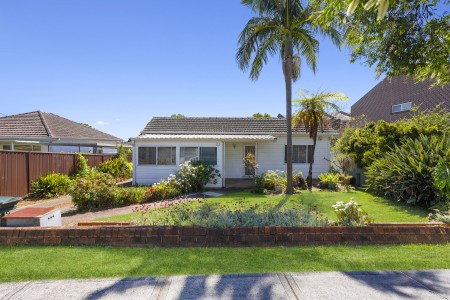 LARGE 923.2 SQM BLOCK - OPEN TO VIEW SAT 24/10/2026 @ 10-10.30AM