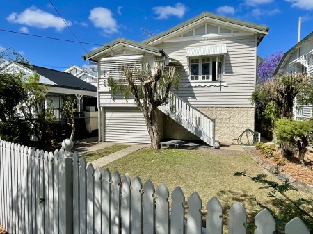 24 Geera Street, Coorparoo, QLD 4151