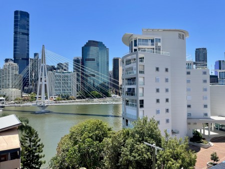 403/355 Main Street, Kangaroo Point, QLD 4169