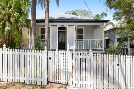 28 Norman Street, East Brisbane, QLD 4169