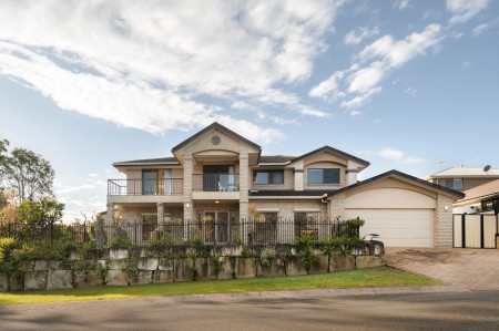 2 CAMBORNE STREET, Drewvale, QLD 4116