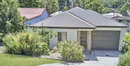 2/6 Camden Court, Capalaba, QLD 4157