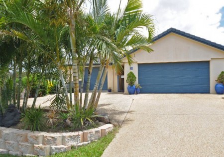 8 Sutton Court, Parkwood, QLD 4214