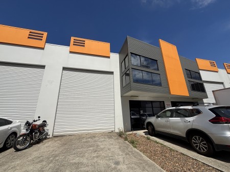 27/20 ELLERSLIE ROAD, Meadowbrook, QLD 4131