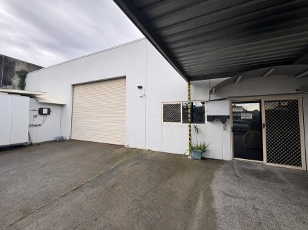 1/15 MANUFACTURER DRIVE, Molendinar, QLD 4214
