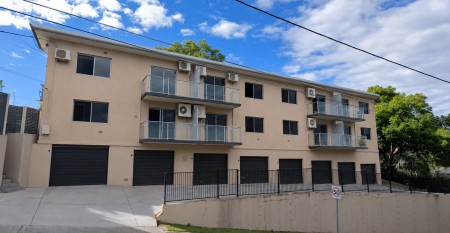 4/140 MUSGRAVE ROAD, Red Hill, QLD 4059