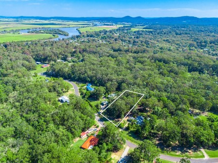 29 Gumhill Drive, Woombah, NSW 2469