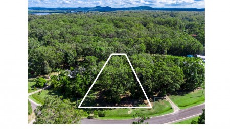39 Gumhill Drive, Woombah, NSW 2469
