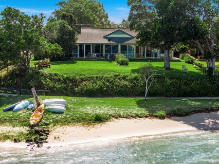 Unit 2 20 Queen Lane, Iluka, NSW 2466