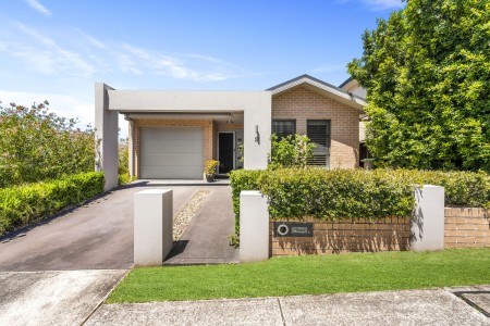 SENSATIONAL SINGLE LEVEL HOME