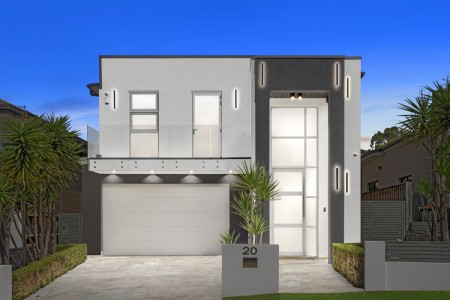 FULLY FEATURED, FIRST CLASS HOME