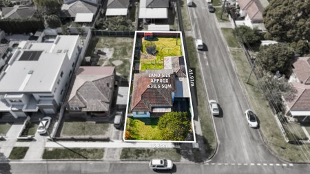 PREMIUM CORNER LOCATION