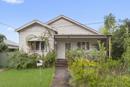 DEVELOPMENT OPPORTUNITY, LARGE R3 ZONED BLOCK - OPEN TO VIEW SAT 20/04/2024 @ 12-12.30PM