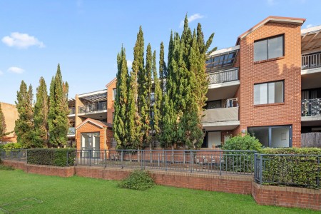 WALK TO EVERYTHING - OPEN TO VIEW SAT 01/06/2024 @ 11-11.30AM