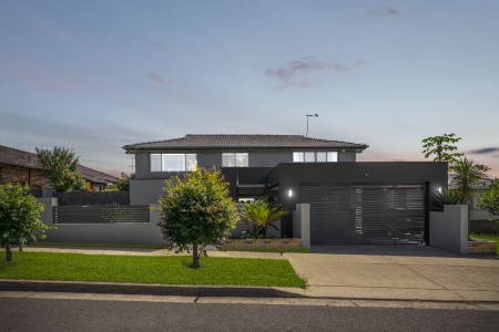 LIVE THE ULTIMATE FAMILY LIFESTYLE