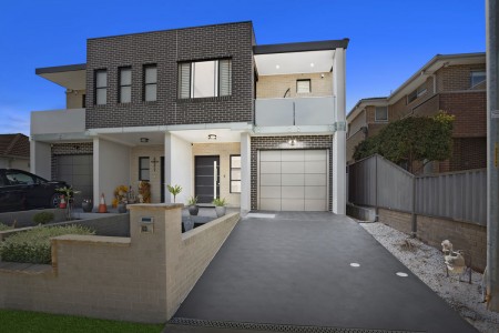 PREMIUM POSITION, EXCEPTIONAL HOME - OPEN TO VIEW SAT 23/11/2024 @ 11-11.30AM