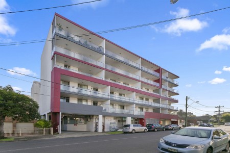 MODERN UNIT, FUNKY COMPLEX