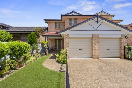 PRISTINE HOME, READY FOR LIVING