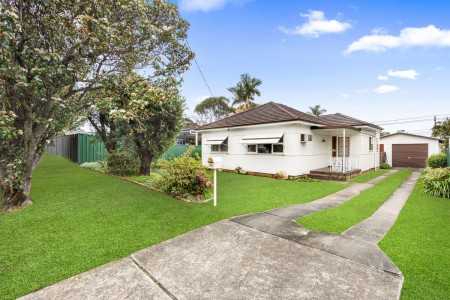 FAMILY LOCATION, FABULOUS OPPORTUNITY