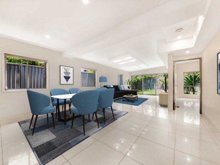 Luxury Living in This Beautiful Five Bedroom Duplex!