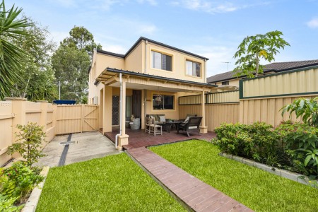 PERFECT LOCATION, CORNER POSITION - OPEN TO VIEW WED 01/04/2026 @ 5-5.30PM