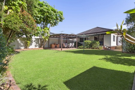 SPACIOUS LIVING INSIDE AND OUT