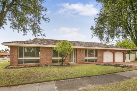 Updated Three Bedroom Home with Hybrid Flooring, and Double Lock-Up Garage!!!