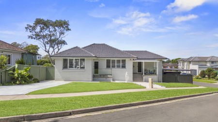 CONTEMPORARY HOME PLUS GRANNY FLAT