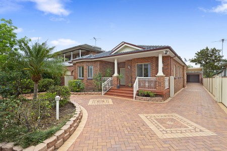 FANTASTIC FULL BRICK FAMILY LIVING - OPEN TO VIEW SAT 23/11/2024 @ 1-1.30PM