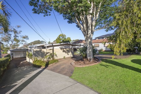 BIG BLOCK WITH DISTRICT VIEWS