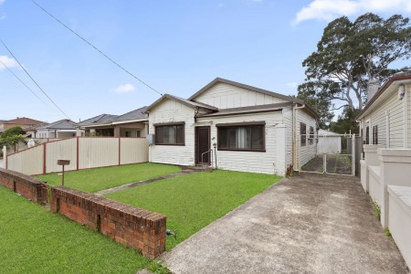 FLAT BLOCK, ORIGINAL HOME