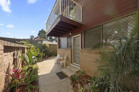 RENOVATED 2-BEDROOM TOWNHOUSE