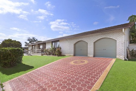 HOME PLUS GRANNY FLAT - OPEN TO VIEW SAT 23/11/2024 @ 11-11.30AM