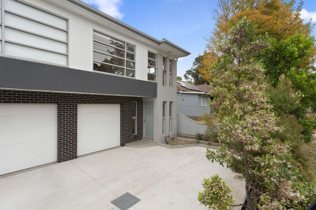 DESIGNER TOWNHOUSE - OPEN TO VIEW SAT 23/11/2024 @ 3-3.30PM