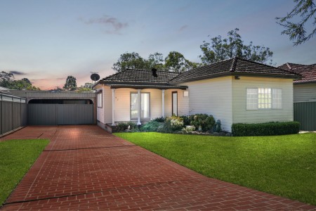 LARGE BLOCK, WIDE FRONTAGE