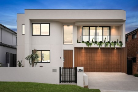 SUPERIOR FIRST CLASS 6 BEDROOM HOME - OPEN TO VIEW SAT 16/08/2025 @ 12-12.30PM