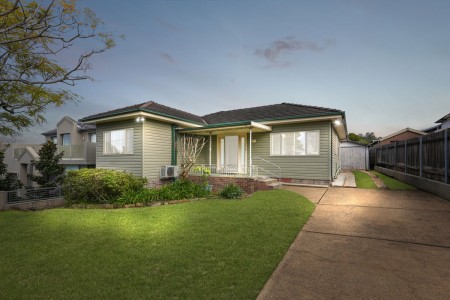 FABULOUS HILLTOP LOCATION