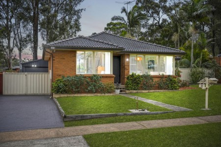 REFRESHED LIVING, LARGE BLOCK WITH WIDE FRONTAGE