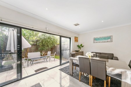 Spacious 4 bedroom Family Home!