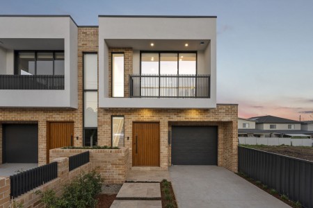 BRAND NEW AND READY FOR LIVING