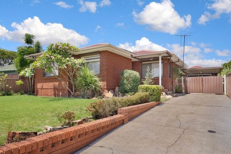 Updated 3 Bedroom Home, Great Location!