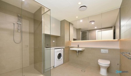 Modern unit in heart of Sydney Olympic Park