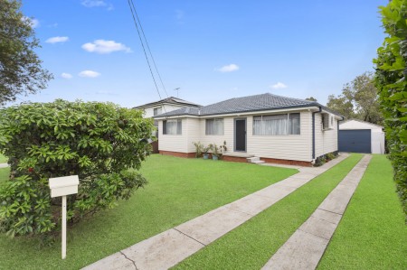 REFRESHED SINGLE LEVEL LIVING - OPEN TO VIEW SAT 23/11/2024 @ 1-1.30PM