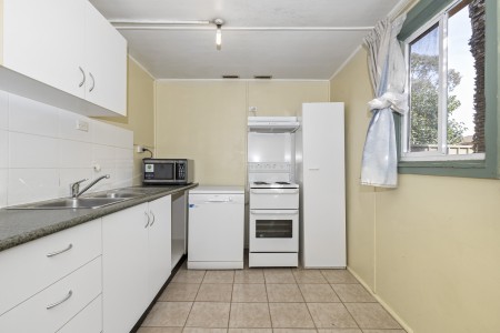 Private Yard With Lawn Maintenance Included